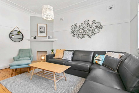 Seaspray - Manly Beach Apartment Close To The Sand - Go Out 0