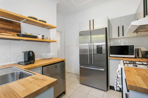 Seaspray - Manly Beach Apartment Close To The Sand - Go Out 7