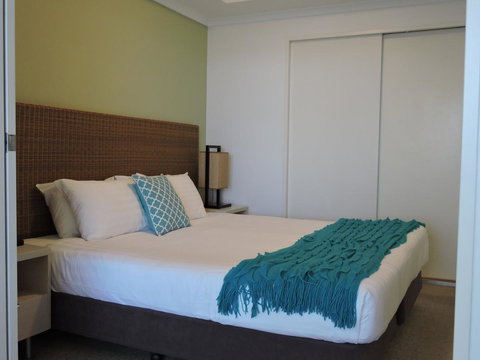 BASE Holidays - Ettalong Beach Premium Apartments - Go Out 15