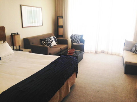 BASE Holidays - Ettalong Beach Premium Apartments - Go Out 26