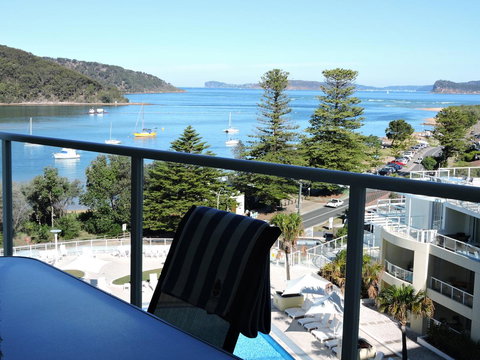 BASE Holidays - Ettalong Beach Premium Apartments - Go Out 14