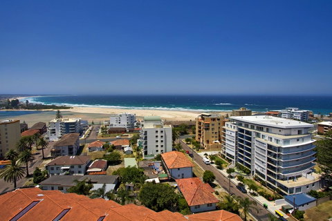 Sandy Cove Apartments - Pubs and Clubs 19