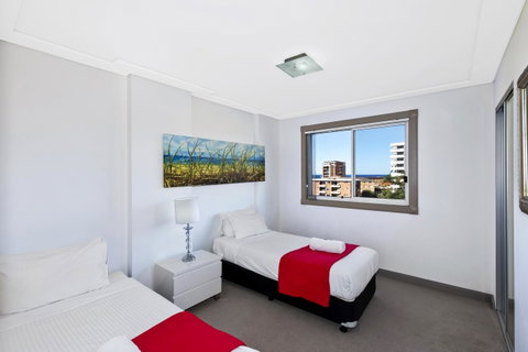 Sandy Cove Apartments - Pubs and Clubs 7