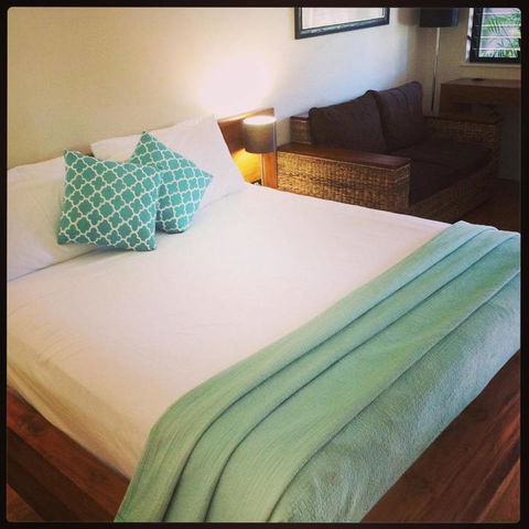 Aabi's At Byron - Pubs and Clubs 12