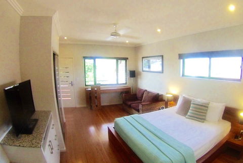 Aabi's At Byron - Pubs and Clubs 3