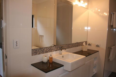 Aabi's At Byron - Pubs and Clubs 43