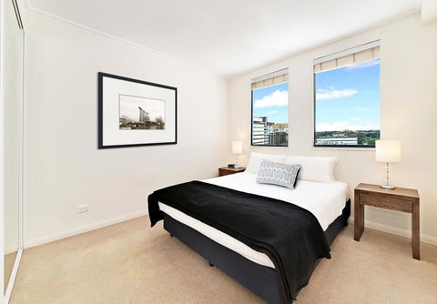 Wyndel Apartments - Apex North Sydney - Go Out 2