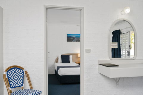 Wollongbar Motel - Pubs and Clubs 20