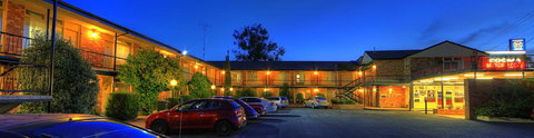 Cooma Motor Lodge Motel - Go Out 6