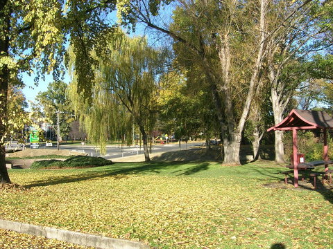 Cooma Motor Lodge Motel - Go Out 17