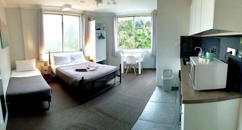 Manly Beachside Apartments - Go Out 8