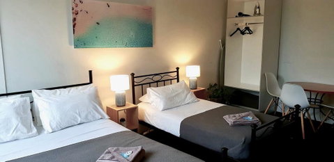 Manly Beachside Apartments - Go Out 7