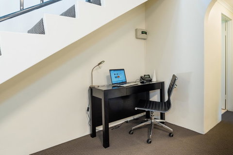 Eastwood Furnished Apartments - Go Out 2