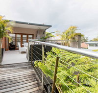 Family surf house 5 min walk to Manly beach - Go Out
