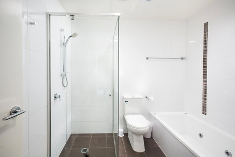 Charlestown Executive Apartments - Go Out 0