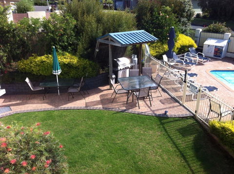 BlueWater Apartments - Pubs and Clubs 4