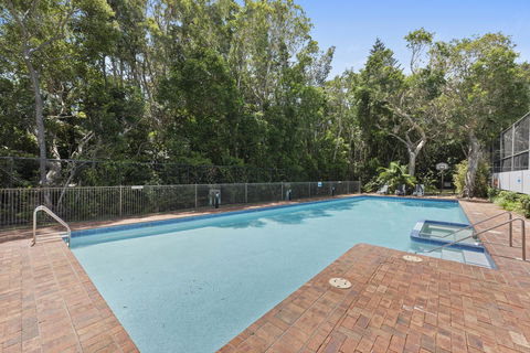 Pacific Towers Beach Resort - Go Out 14