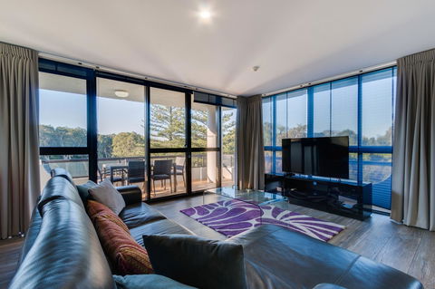 Pacific Towers Beach Resort - Go Out 32
