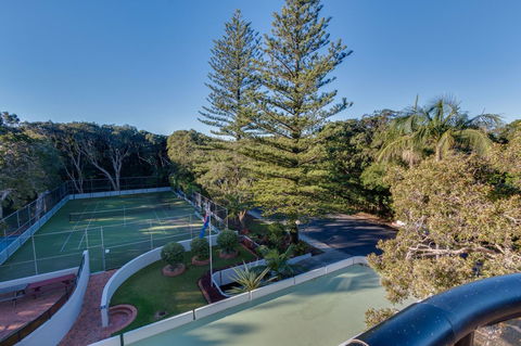 Pacific Towers Beach Resort - Go Out 26