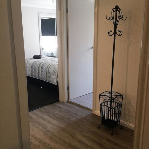 Tic Tac Toe Quality Accommodation - Pubs and Clubs 3