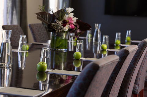 Rydges North Sydney - Pubs and Clubs 23