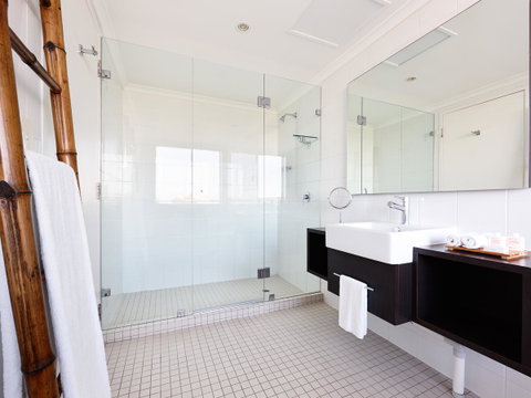 Hotel Urban St Leonards - Go Out 17