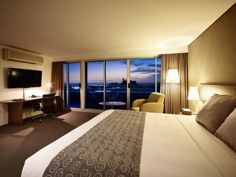 Hotel Urban St Leonards - Go Out 4