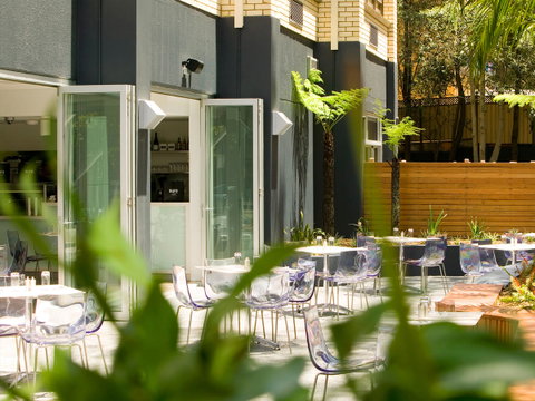 Hotel Urban St Leonards - Go Out 2