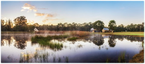 Madigan Wine Country Cottages - Pubs and Clubs 18