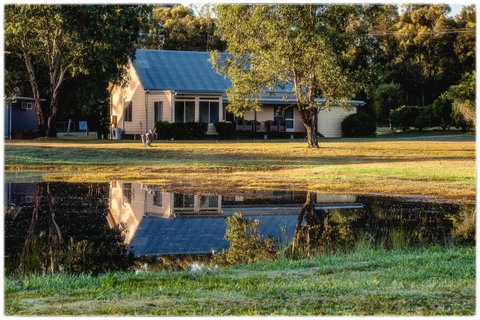 Madigan Wine Country Cottages - Pubs and Clubs 27