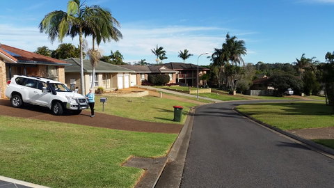Twin Palms Holiday House At Lighthouse - Pubs and Clubs 8