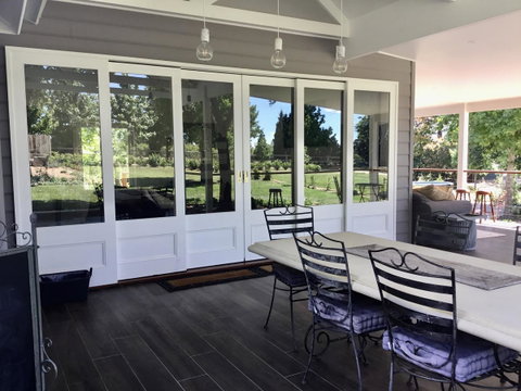 Chanticleer Gardens Barn Cottage With A Pool - Go Out 3