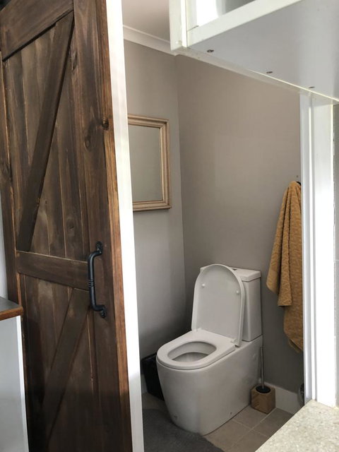 Chanticleer Gardens Barn Cottage With A Pool - Go Out 21