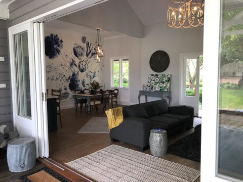 Chanticleer Gardens Barn Cottage With A Pool - Go Out 28