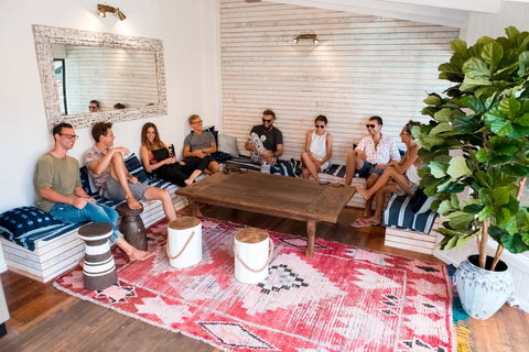 Wake Up! Byron Bay - Pubs and Clubs 15