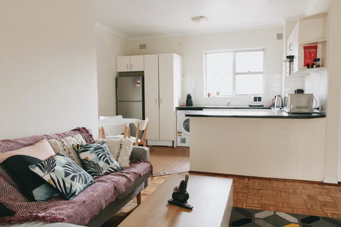Lotus Stay Manly - Apartment 29B - Go Out 3