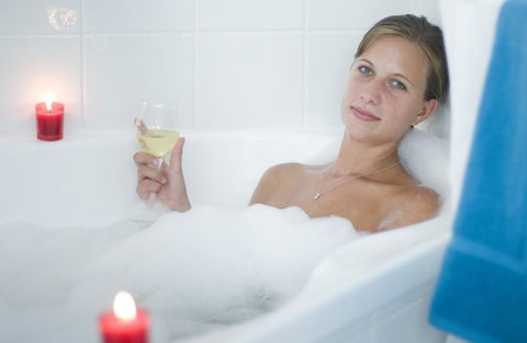 Glen Villa Resort - Pubs and Clubs 24