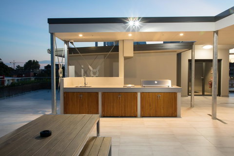 Studio 8 Residences - Adults Only - Go Out 10