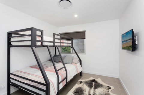 Modern Guest House - Go Out 0