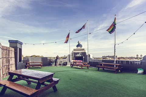 Clover Backpackers - Go Out 30