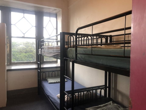 Clover Backpackers - Go Out 10