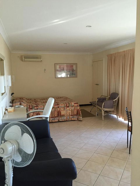 Bel Mondo Apartments - Pubs and Clubs 12