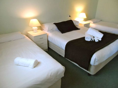 Panorama Bathurst - Pubs and Clubs 38