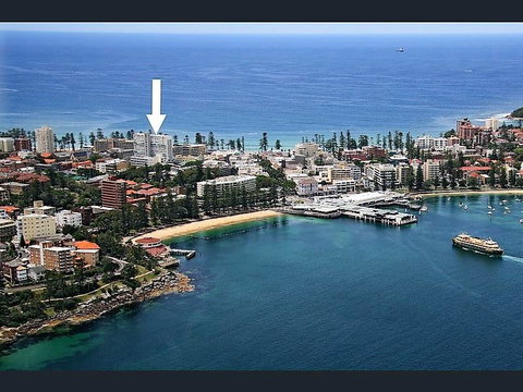 Relaxed Beachside Living - Go Out 21