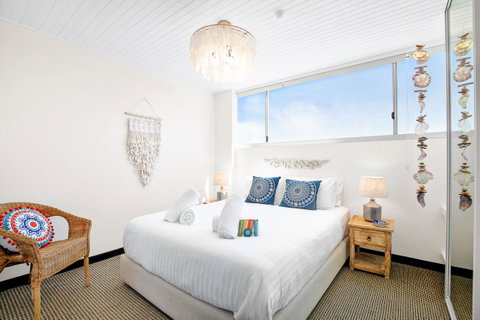 Relaxed Beachside Living - Go Out 11