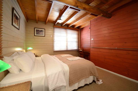 Jackson Ranch By Bannisters - Pubs and Clubs 13