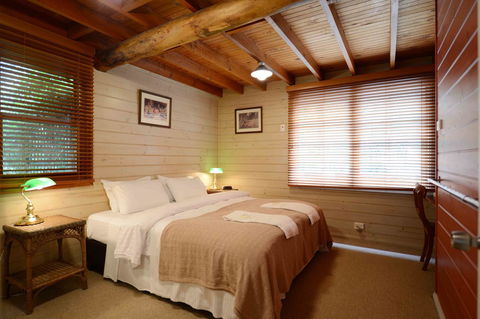 Jackson Ranch By Bannisters - Pubs and Clubs 16