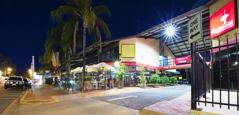 Diplomat Hotel Alice Springs - Pubs and Clubs 1
