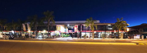 Diplomat Hotel Alice Springs - Pubs and Clubs 5