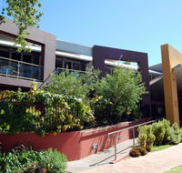 Aurora Alice Springs - Pubs and Clubs